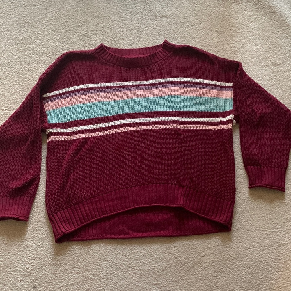 American Eagle sweater, size small. Colors: maroon, white, light pink, and teal.